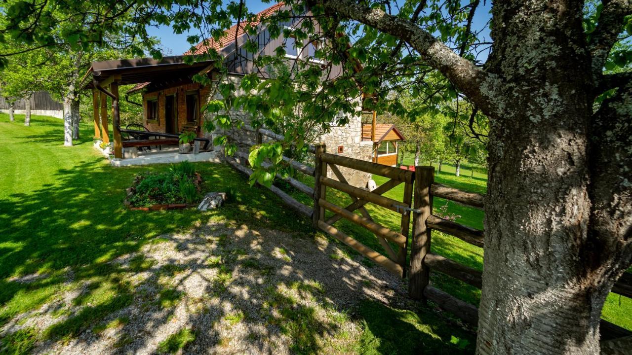 Holiday Home "Sleme" With Jacuzzi, Big Garden And Arbor With Fireplace Skrad المظهر الخارجي الصورة